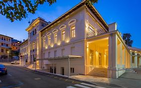 Studio Apartments In Center Of Opatija